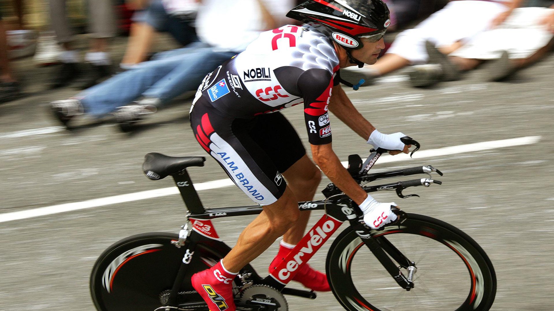 东契奇与导演合作推出篮球纪录片，聚焦梦想与现实，东契奇谈自己的篮球偶像